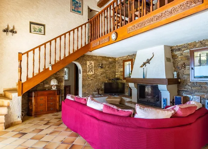 Maison De L'hubac Bleu By Interhome Villa Le Lavandou