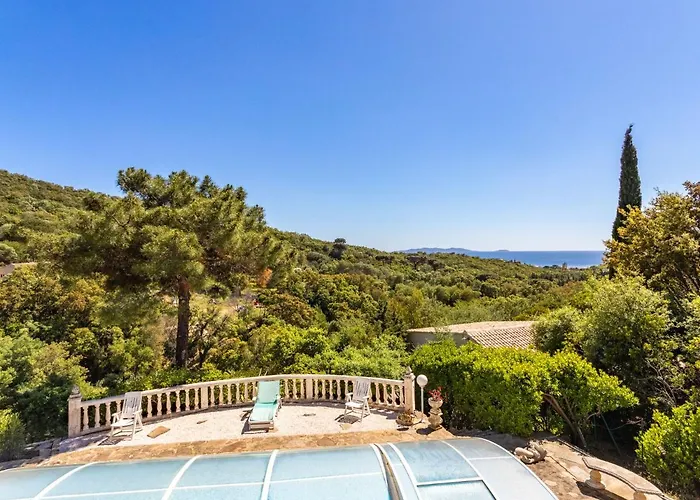 Maison De L'hubac Bleu By Interhome * Le Lavandou